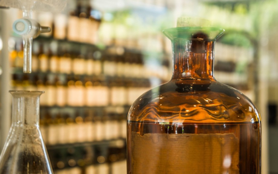 Perfumes made with essential oils will whisper 
